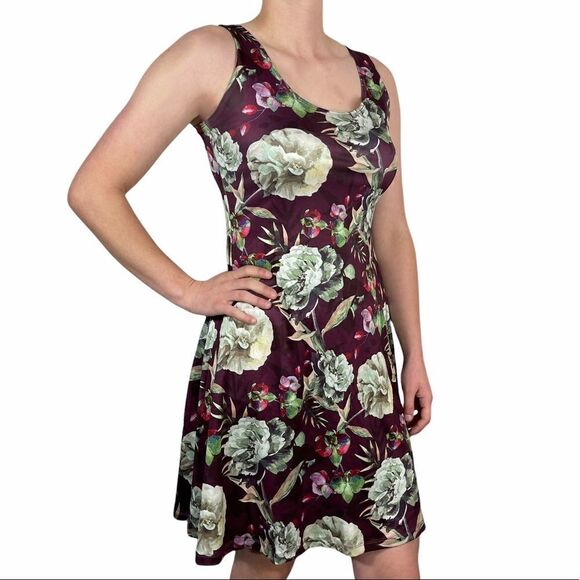 Cowcow Maroon Floral Sleeveless Dress - Picture 2 of 7